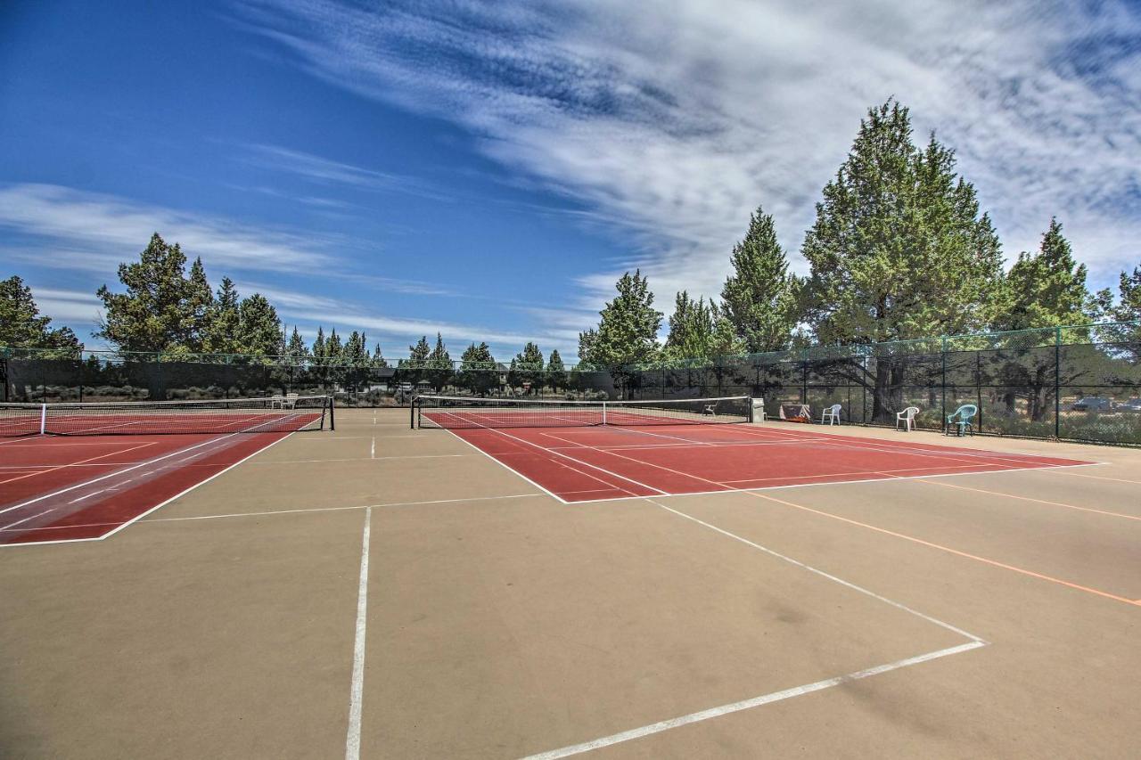 Pet-Friendly Redmond Townhome - Golf Course Access Exteriér fotografie